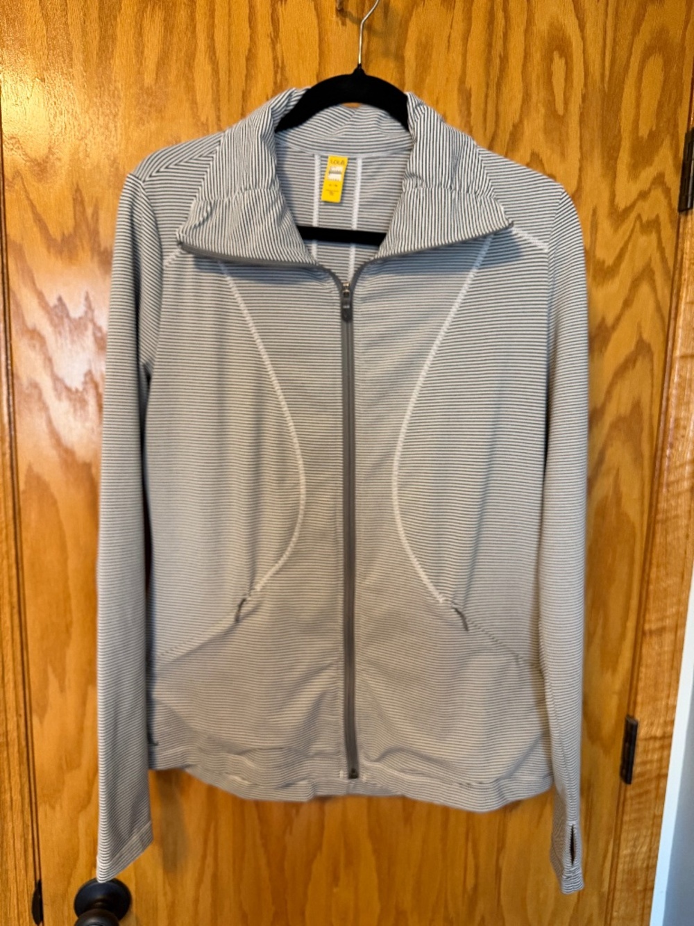 Lolë Striped Full Zip Activewear Jacket Thumbhole Sleeves Gray White Womens XL